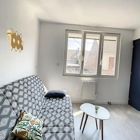 Cosy T2 Wifi Parking Proche Gare Centre Ville Saint-Quentin  Exterior foto