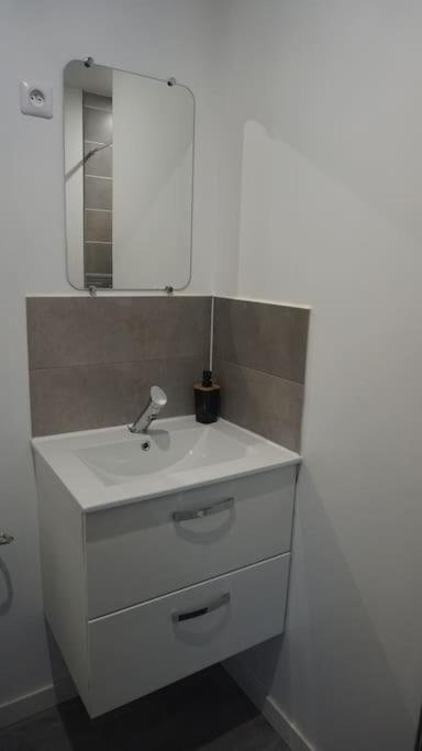 Apartment Cosy T2 Wifi Parking Proche Gare Centre *