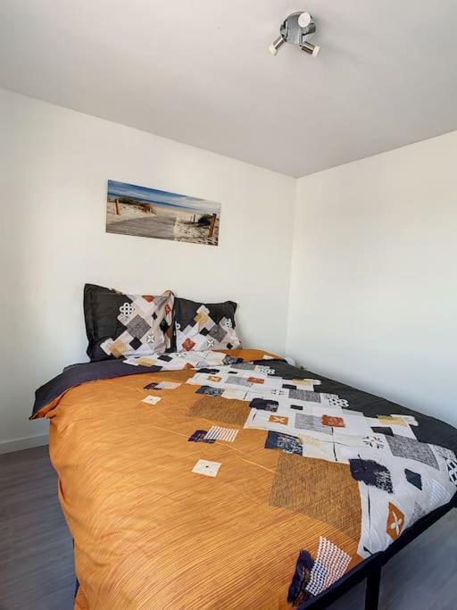Cosy T2 Wifi Parking Proche Gare Centre Saint-Quentin (Aisne)